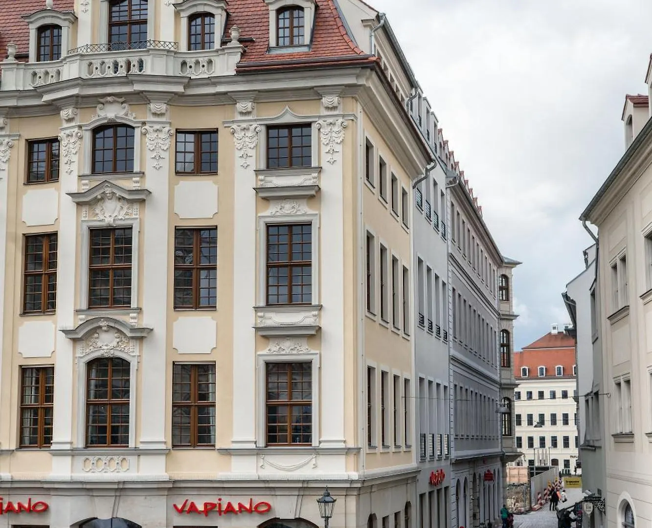 Modernes Apartment An Der Frauenkirche Dresde Allemagne